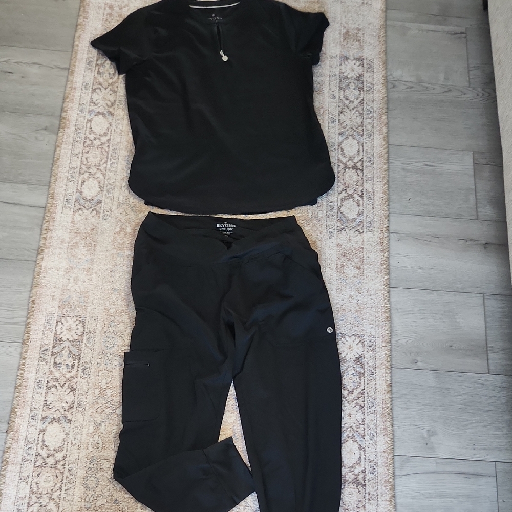 Women's Black Scrub Set